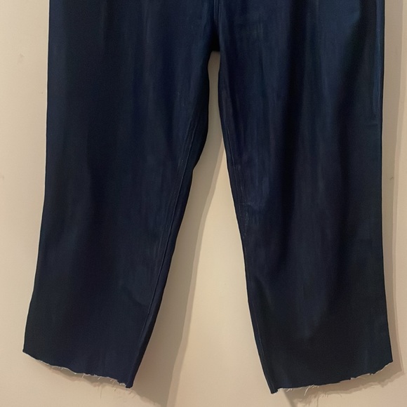 2/$25 Uniqlo Dark Wash Relaxed Fit Cut Off Jeans Size 32 - Picture 3 of 16